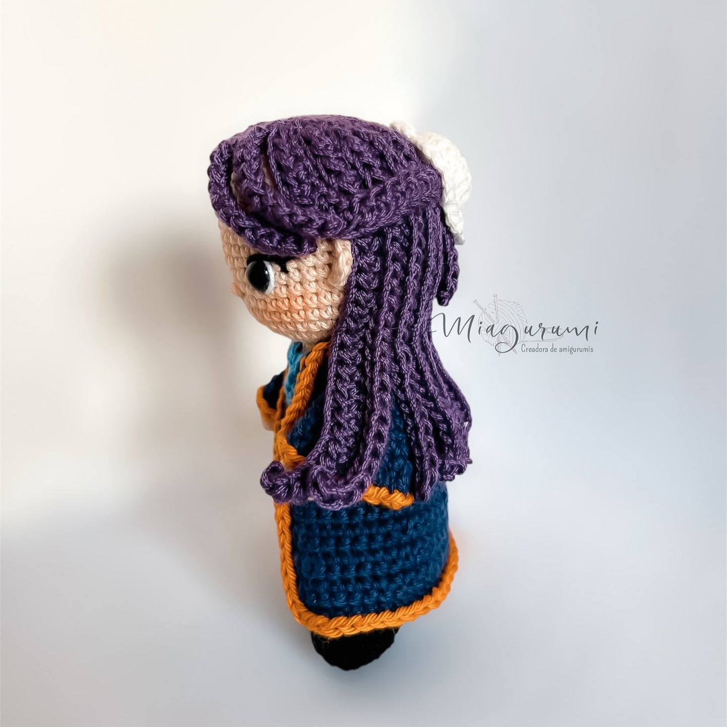 Jinshi - Amigurumi inspirado en Los Diarios de la Boticaria